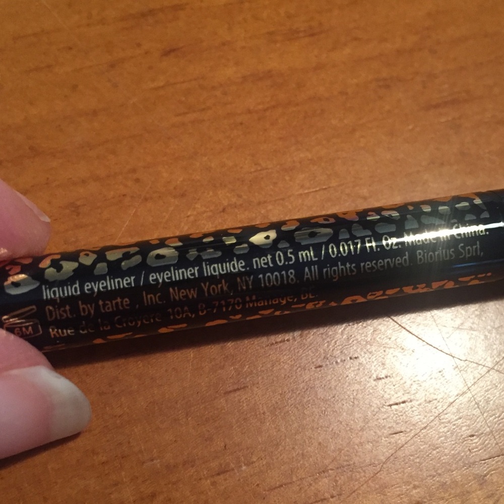 Tarte Maneater Liquid Liner - Picture 5 of 6